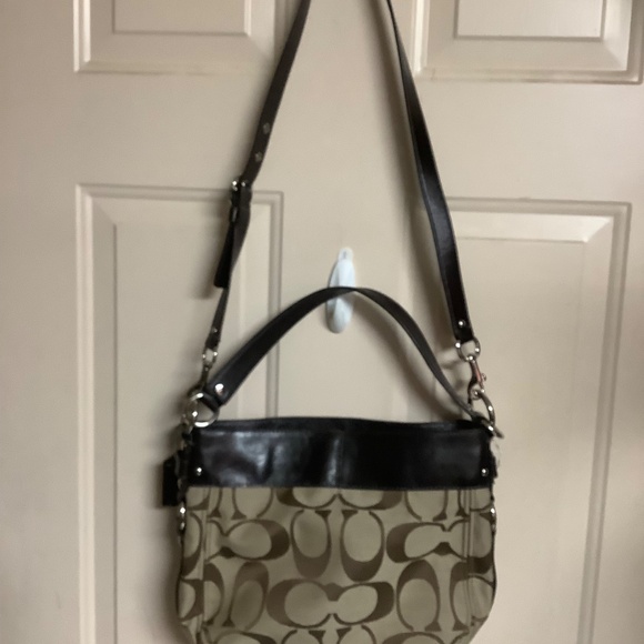 Coach Bag - Picture 2 of 10